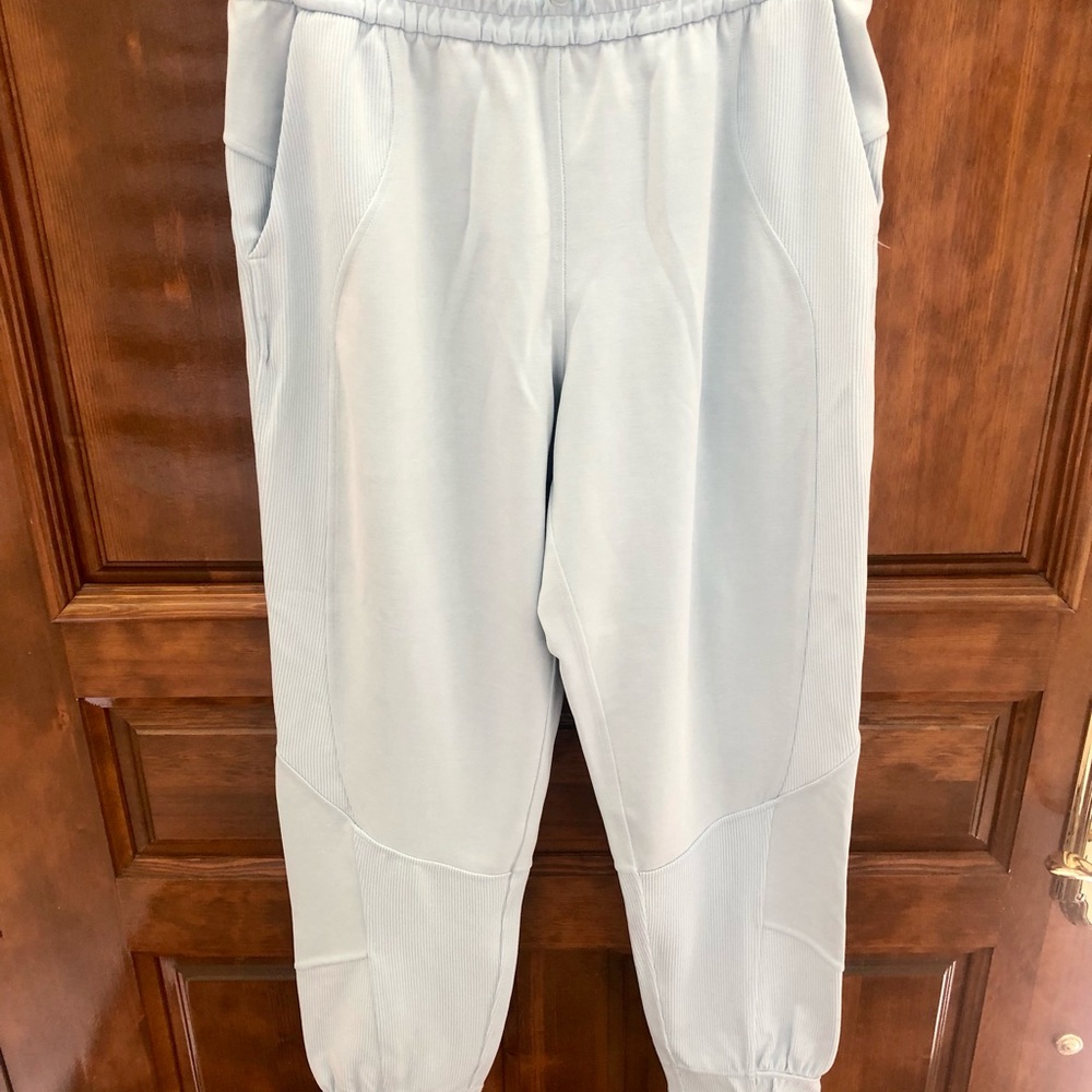 Lululemon joggers